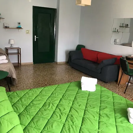 Cucchiara Konukevi Katanya