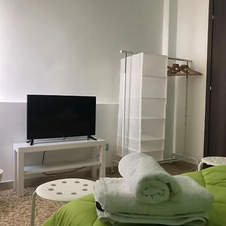 Cucchiara Konukevi Katanya